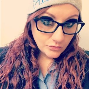 Meet your Posher, Abbie